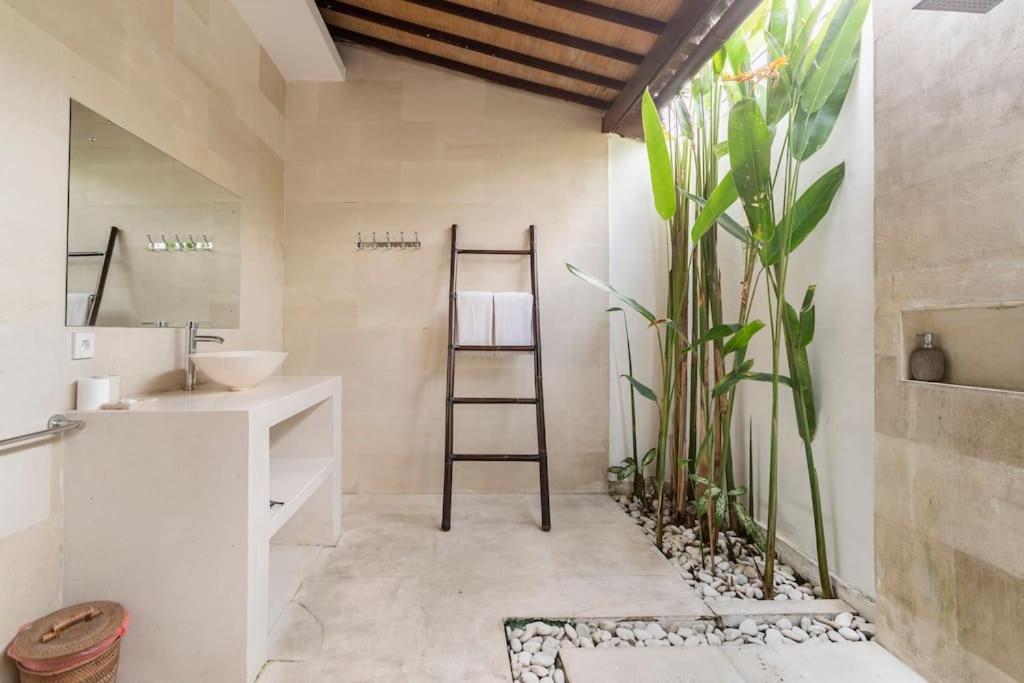 Villa West Indies Ubud, Close To Ubud Center Exteriér fotografie